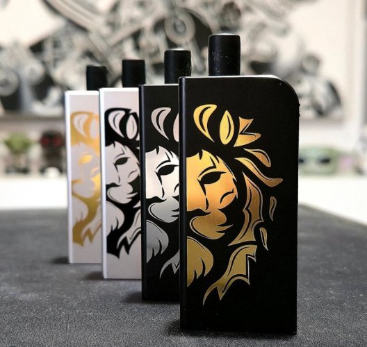 Lion Pod Mod – La Tabaccheria - Farebná varianta: Black Silver